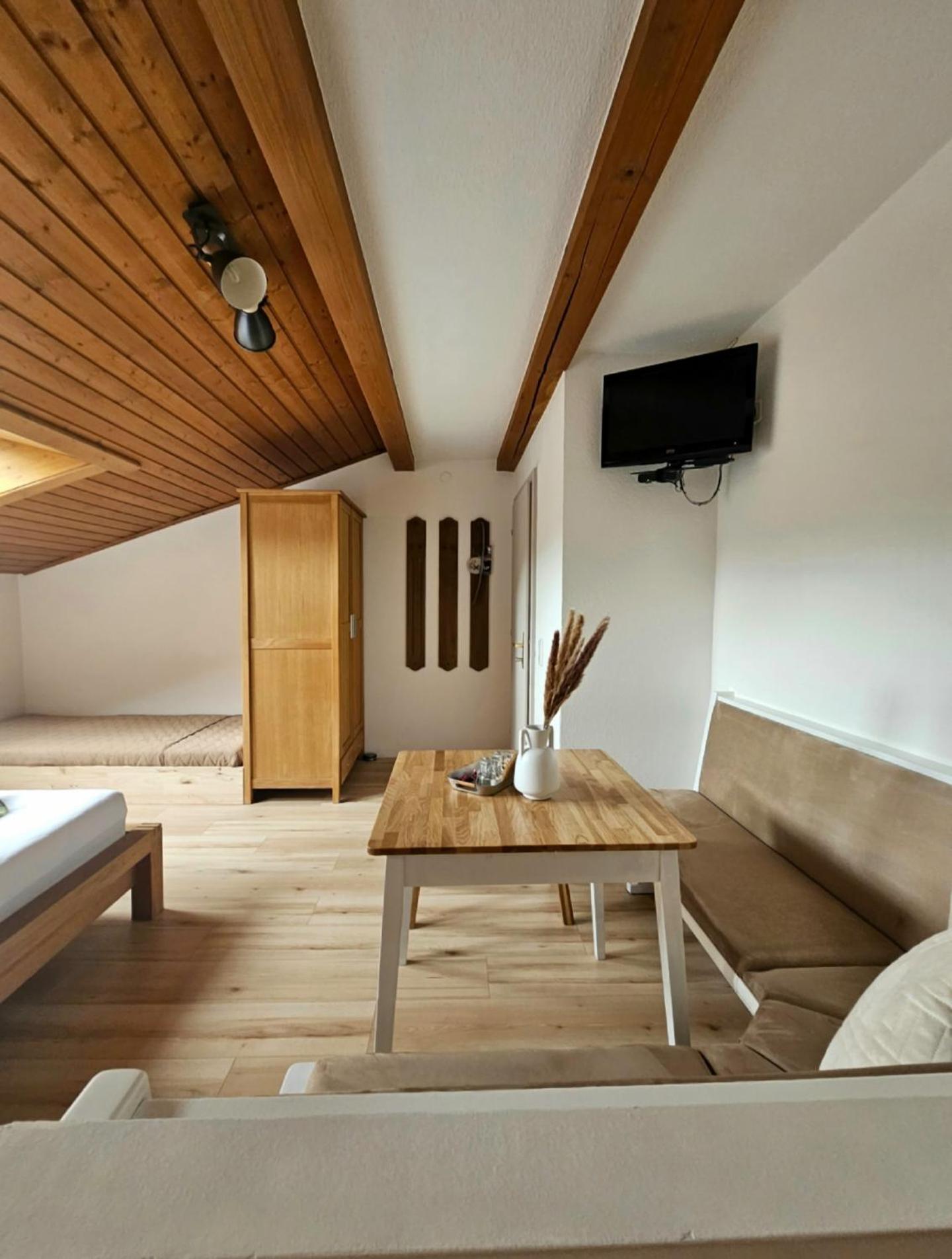 Haus Marinus Panzió Jerzens Kültér fotó